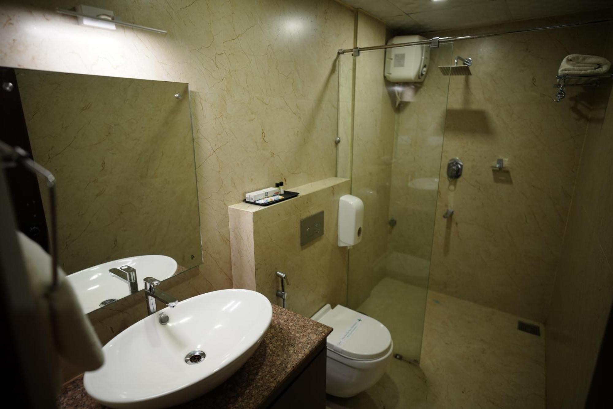Four N Square Residency Hotel Палакад Екстериор снимка